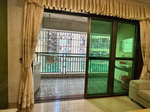 深圳布吉南岭荔枝花园(实拍随时可看)荔枝花园大三房出租房源真实图片