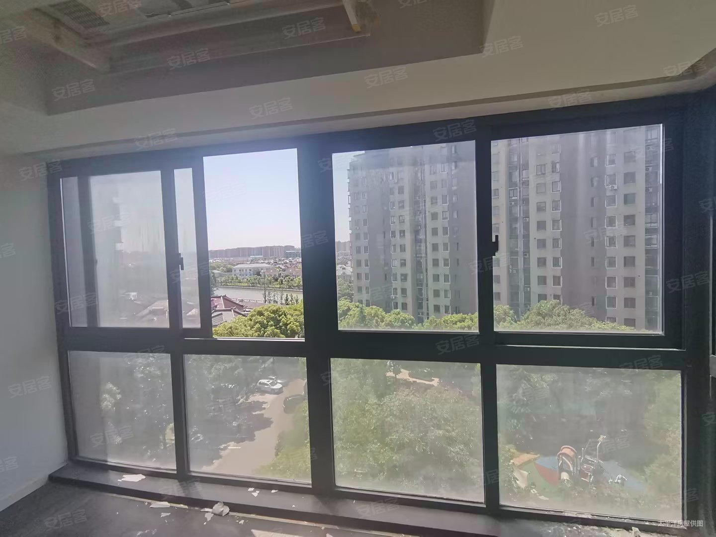 九亭 精装可拎包入住 商业配套齐全 有电梯 小区绿化高,紫金花园(公寓