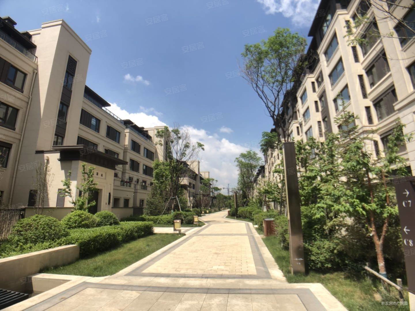 长春房产网>长春二手房>净月二手房>五洲国际广场二手房>睿德上品>