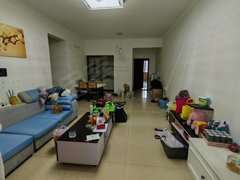 林芝巴宜民俗步行街太阳城 两室拎包 白天中午到下午有时间可看房2000一个月出租房源真实图片