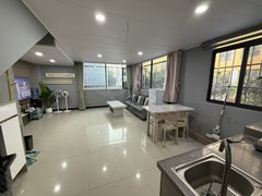 文山文山市州一中片区市中心 复式楼两室一厅 押一付一另算 拎包入住出租房源真实图片