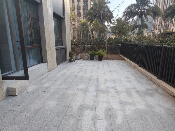 金华东阳横店明都星耀城星耀城4房带大院子全屋带地暖，拎包入住出租房源真实图片