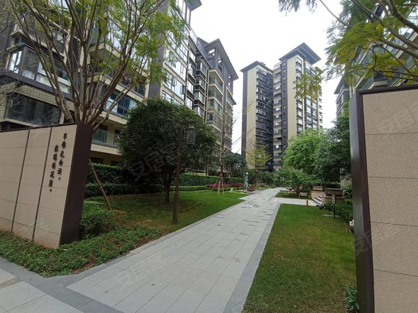 南宁良庆良庆镇彰泰府彰泰府 四房招租 配齐装修好 看房方便  随时约