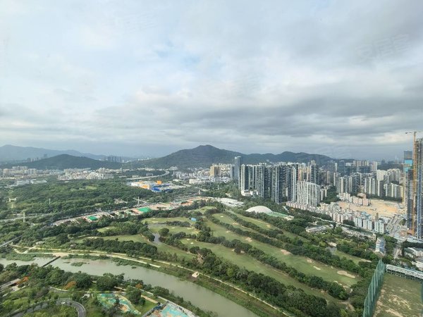 深圳南山大冲华润城润玺(二期)哇!主卧通铺地板啦!50楼!风景如画!