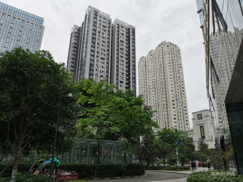 哥德堡国际现代城 5折处置 停车方便 满五   电梯刚需房
