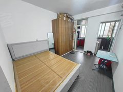 来宾兴宾兴宾城区财富168 大单间，月租600元，步梯3楼出租房源真实图片