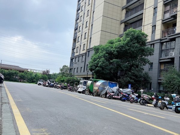 苏州相城渭塘东方时代广场(商住楼)东方时代广场精装一室一厅一卫出租