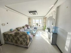 阿拉尔幸福路国际商贸城御景嘉苑 精装修两室两厅 塔高 九团中学旁边 家具家电齐全出租房源真实图片