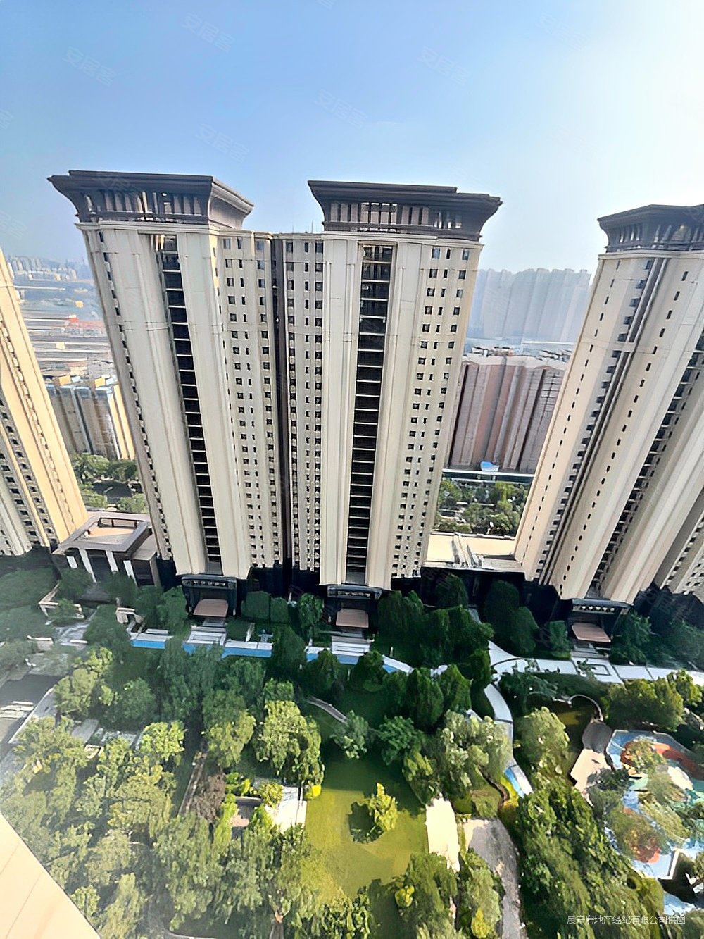 国赫天著186平四室特价房8月一口价