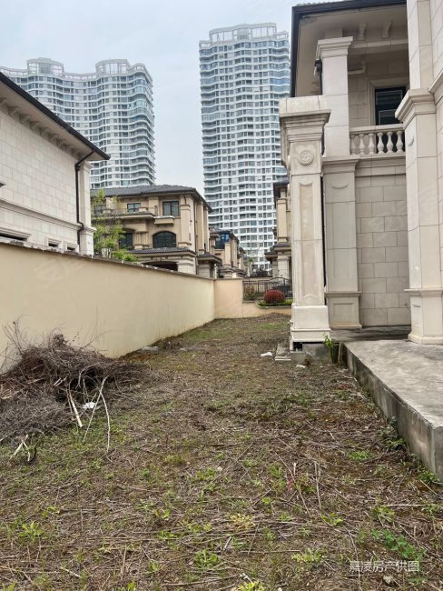 西太湖翡丽蓝湾l独1100万可刀随时签