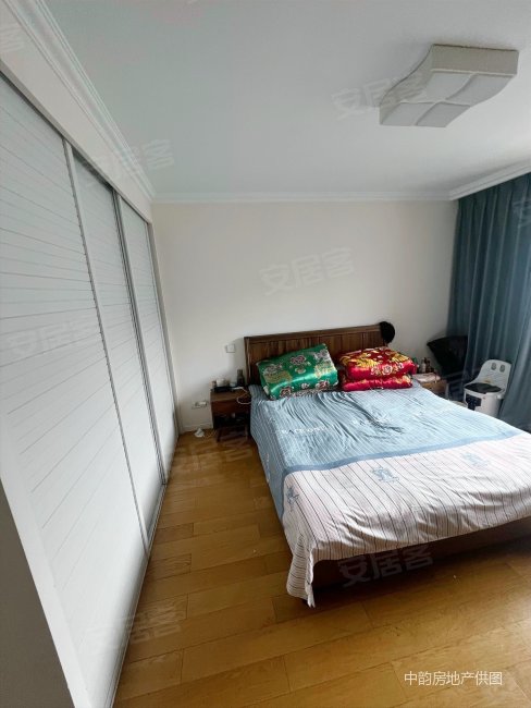 越湖名邸|吴中大道118号4室2厅2卫131.17平方米