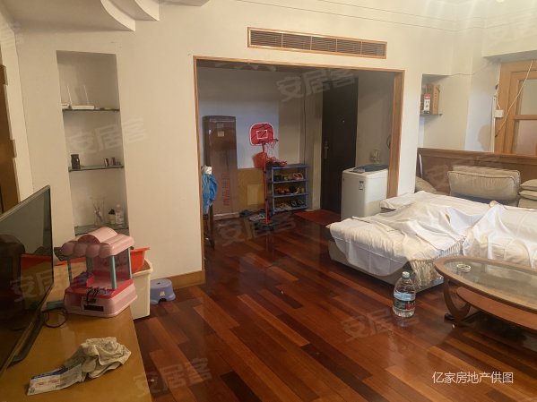 金佩大厦3室2厅2卫125.45㎡南北78万