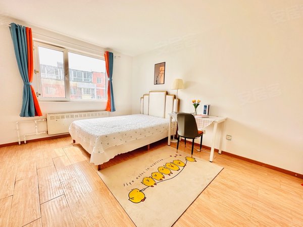 【多图】龙跃苑(三区),霍营租房,813霍营 三家合租朝南大次卧 精装ins