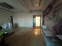 喀什喀什市喀什城区汇城小区 大两室1厅1卫 精装修 拎包入住出租房源真实图片