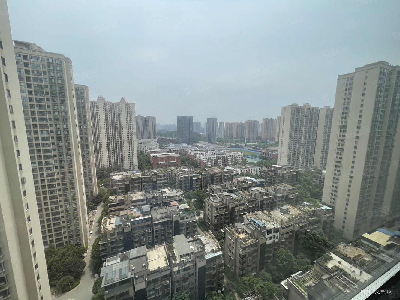 钰龙天下一期 带装修二房,总价低,视野开阔