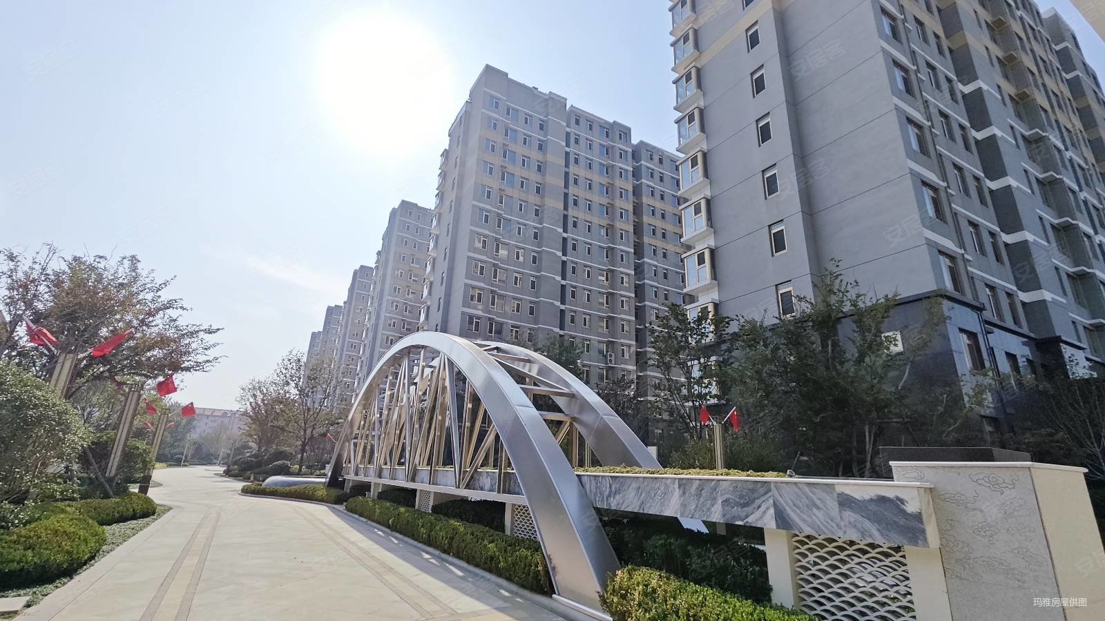 弘通修远城4室2厅2卫137㎡南北250.11万