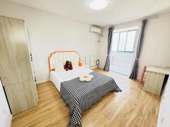 青岛市南徐州路华宇大厦独卫带阳台 CBD商务区万达广场延吉路图书馆中海大厦出租房源真实图片