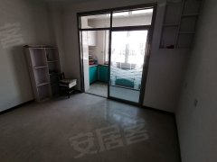 葫芦岛兴城中心广场步梯 3楼 两室 南北通透  给配个床 和沙发出租房源真实图片