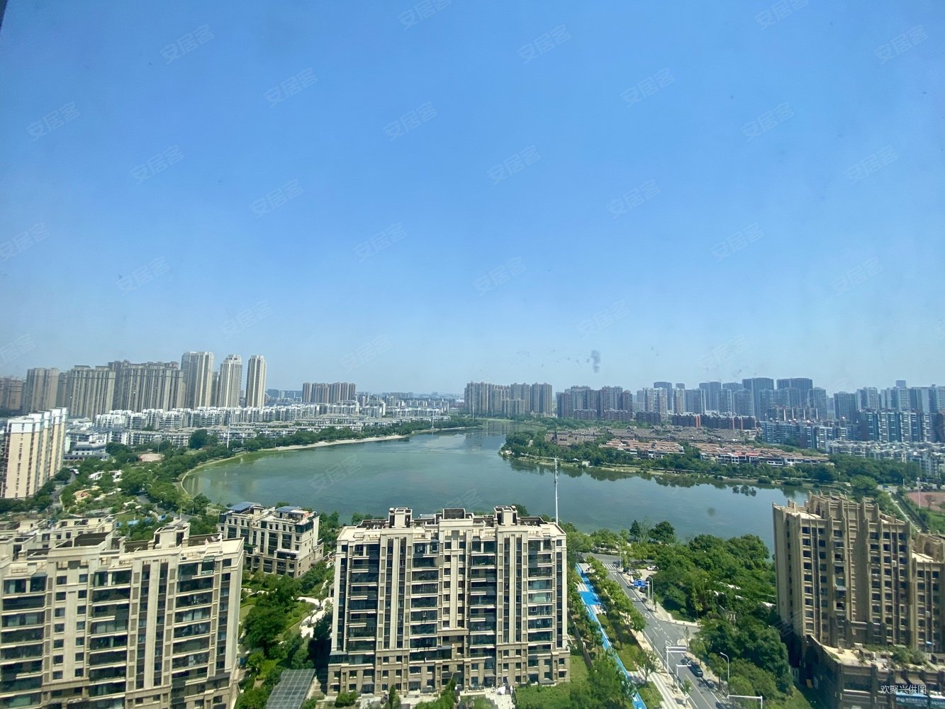 新上!中间好楼层!融创观澜府 商圈成熟 产权清晰  交通便捷