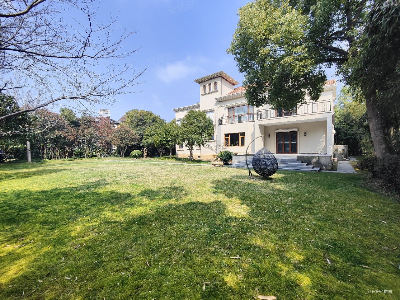 佘山必看房源上海晶园玉带环腰直视佘山花园1800平