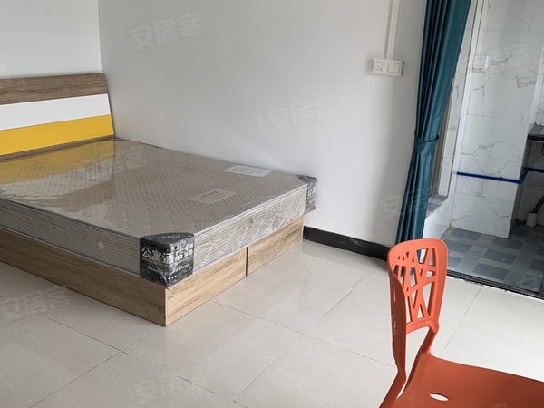 广州天河柯木塱柯木塱榄元街自建房柯木塱小学附近,近地铁,带露台大