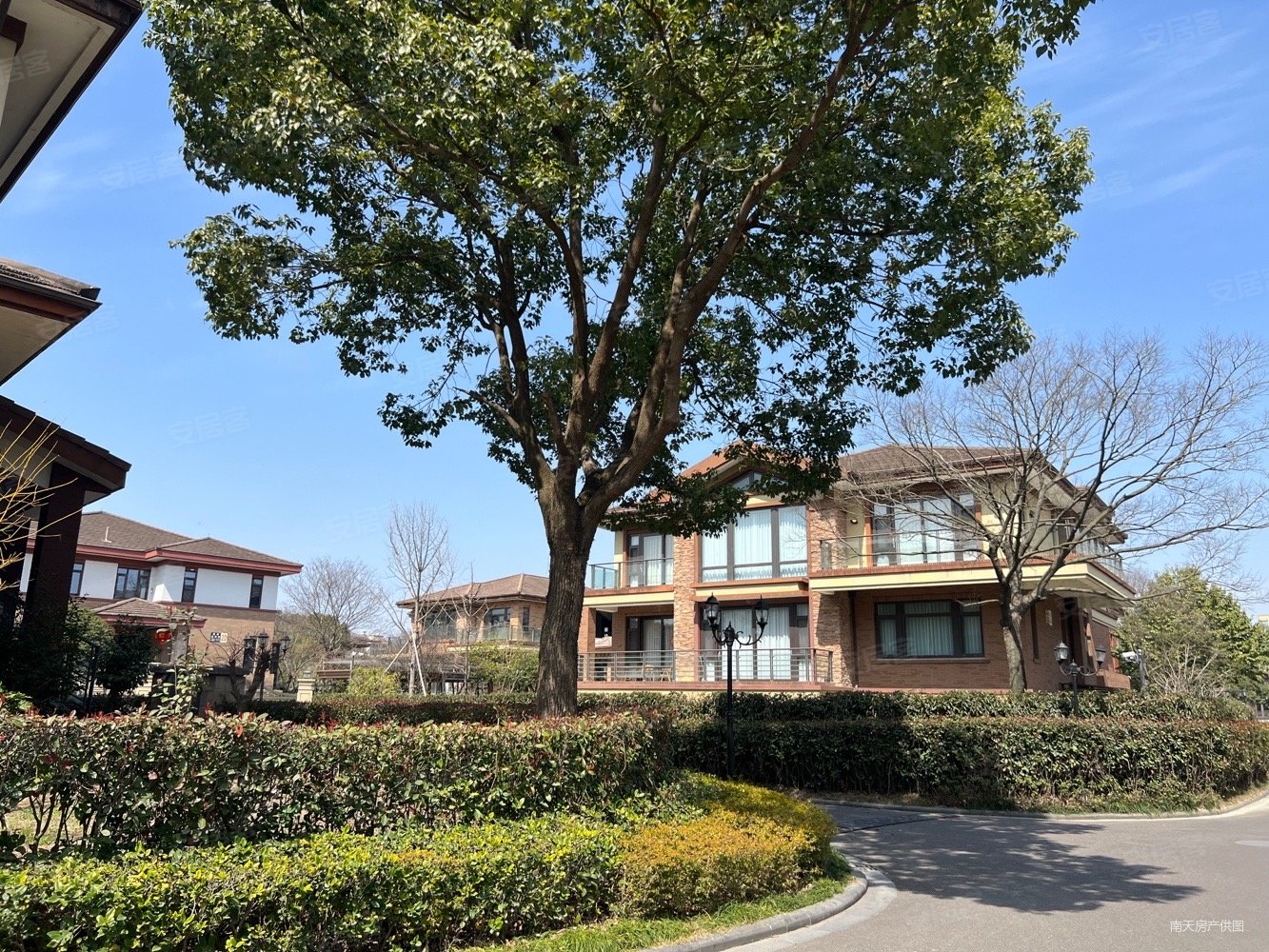 宁波房产网>宁波二手房>鄞州二手房>东钱湖二手房>钱湖比华利(别墅)>
