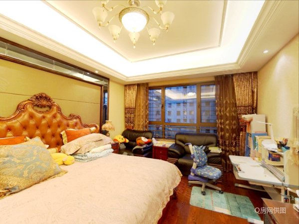 风景 豪华装套四一梯一户 有车位公摊小封闭小