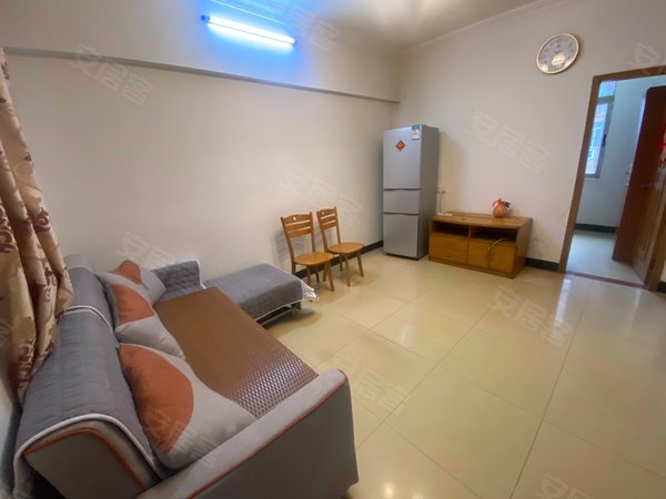 广州荔湾花地湾广船鹤园小区鹤园小区 鹤洞地铁 电梯两房 仅租2800