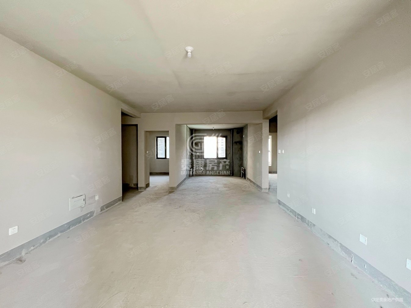 直隶新城水郡3室2厅2卫136㎡南北126万