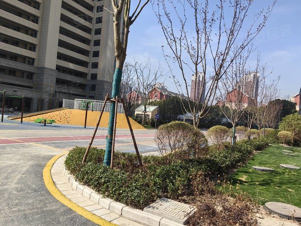 昆山张浦张浦绿地境启澜庭合租绿地境启澜庭3室1厅2卫,领包入住出租