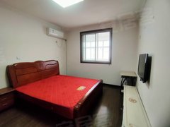 阜宁阜城大街阜宁东方广场骏秀苑第一排多层一楼两房830每月包物业有车库出租房源真实图片