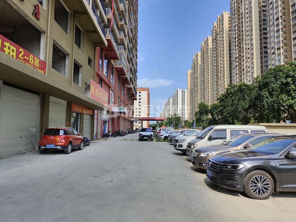 南宁江南沙井大道华南幸福里华南城幸福里精装两房整租 家电齐全拎包