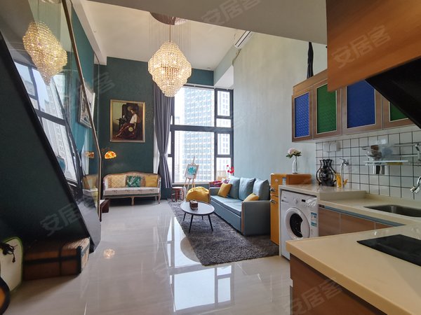 青岛黄岛薛家岛恒大金沙滩(商住楼)精致的挑空复式loft,初次出租,干净