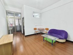 南桂西路小区三楼一房一厅有空调热水器床沙发出入安全方便地段好
