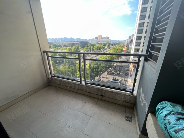 重庆沙坪坝大学城龙湖睿城(c区)大学城 龙湖睿城c区1200元月出租房源