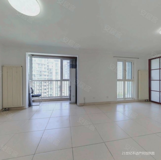 九棵树城铁 瑞都国际南区 3室2卫 高楼层 南北通透