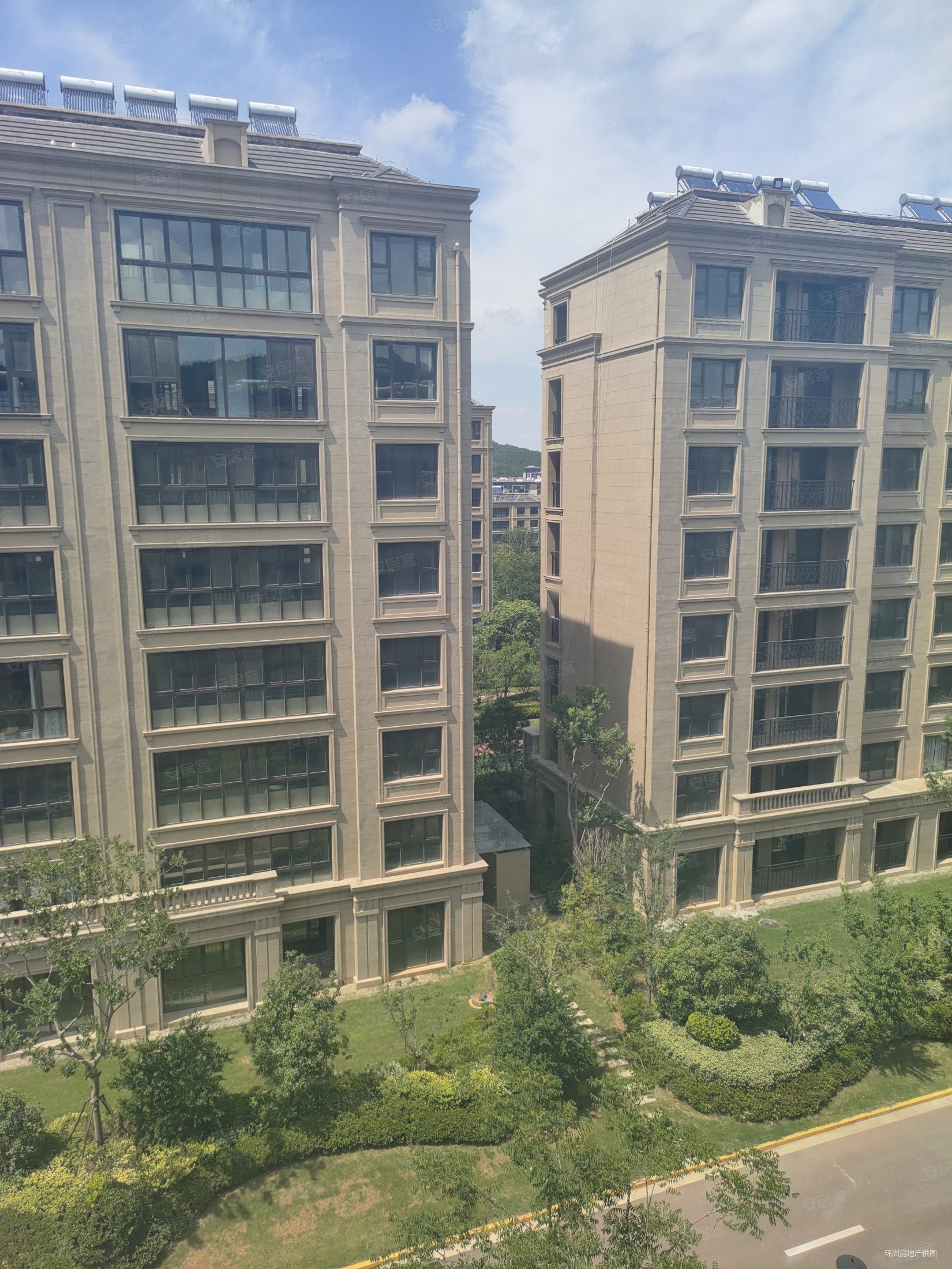 湖悦天境3室2厅2卫130㎡南北145万