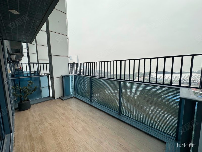 浪琴半岛花园高层南北通透4房3阳台设计一线海景