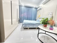 金华东阳东阳江北革成小区,上王夜市附近。单间带沙发隔断,精装修拎包入住。出租房源真实图片