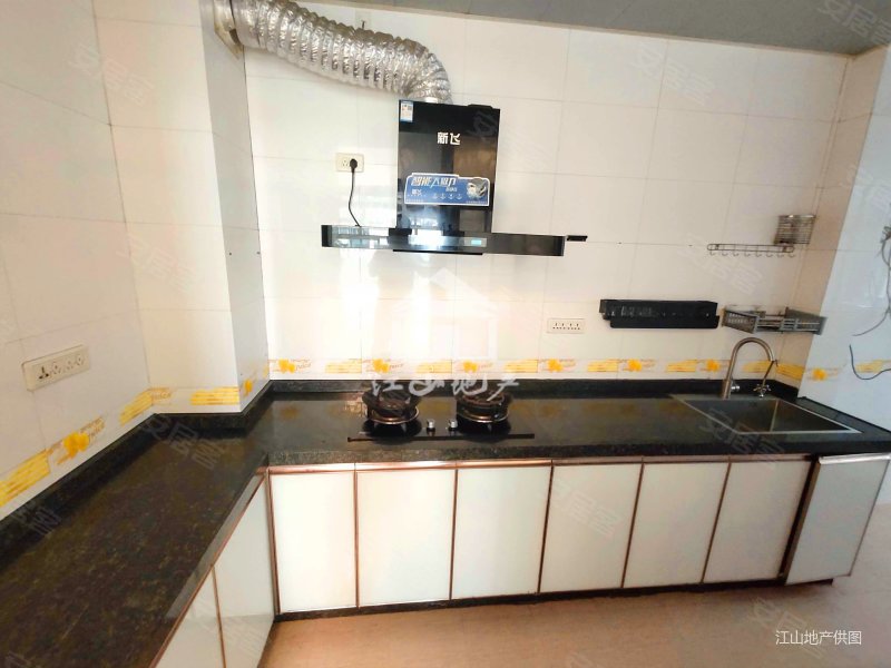 丽园小区 3房2厅128万