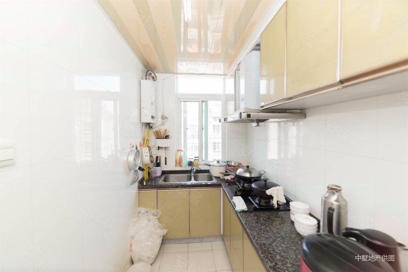 顶楼复式 带大露台 离 近 诚心出售 价格可小刀,康利园(北区)二手房