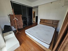 北京大兴亦庄力宝广场 国融国际 万源街地铁口 民水民电通燃气 齐全有钥匙出租房源真实图片