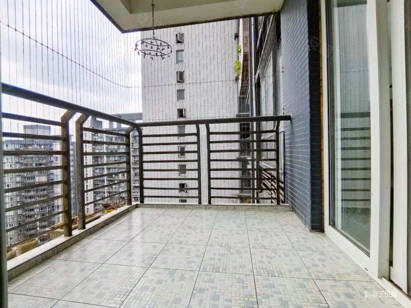 有电梯 医疗配套成熟 精装好房 高楼层视野好 临地铁 商品房,东海长洲