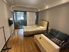 深圳龙华民治民治地铁站，精装修公寓，家私齐全，民水民电，押一付一，近地铁出租房源真实图片