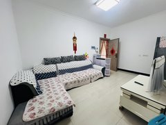 红河蒙自人民医院凤凰雅苑 惠民对面 步梯二楼 两室 拎包入住出租房源真实图片