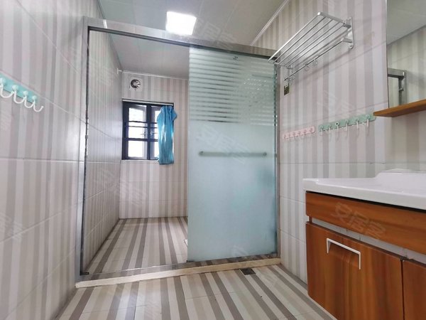 深圳南山大学城塘朗城新出大4房!