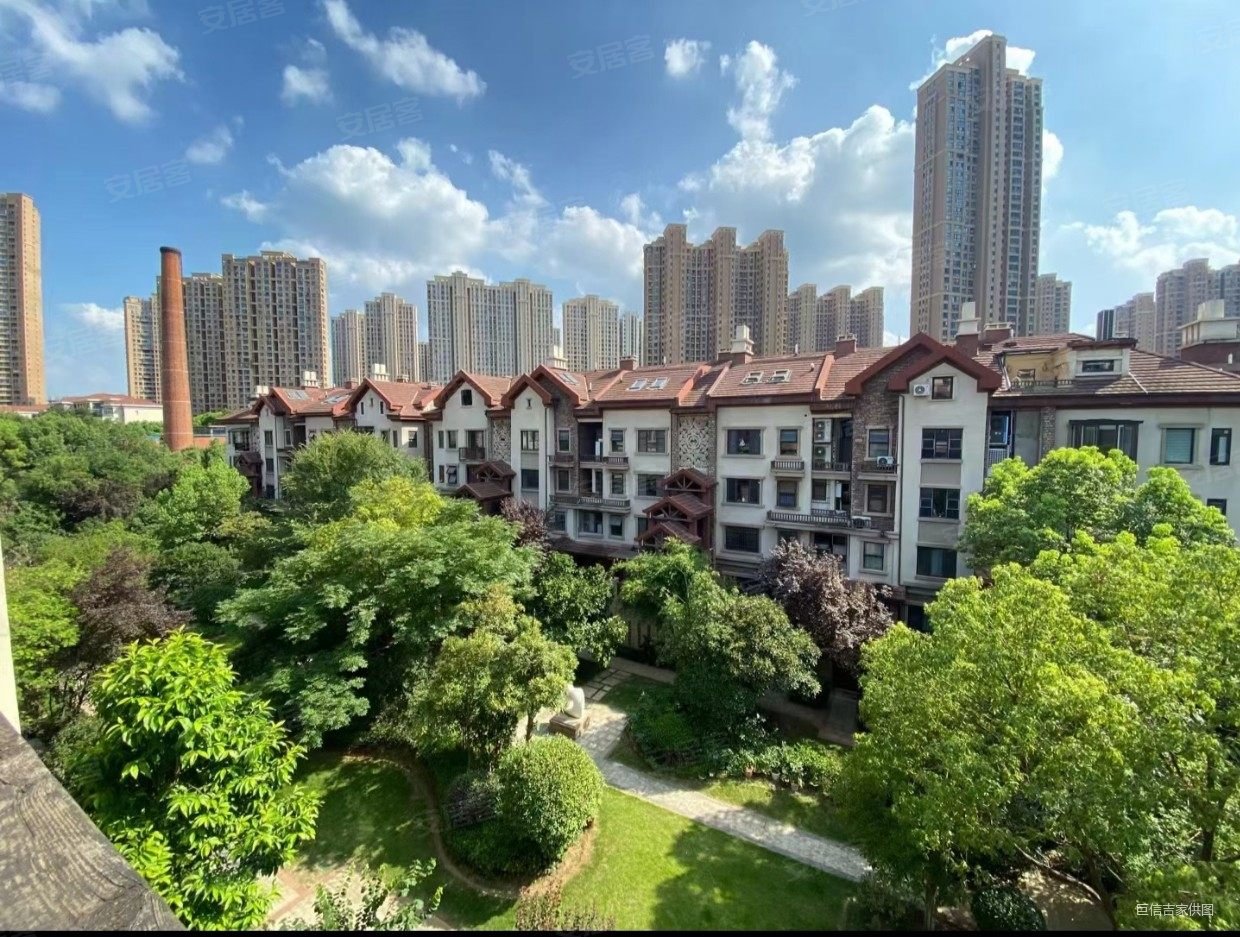 武汉房产网>武汉二手房>武昌二手房>中北路二手房>复地东湖国际三期>