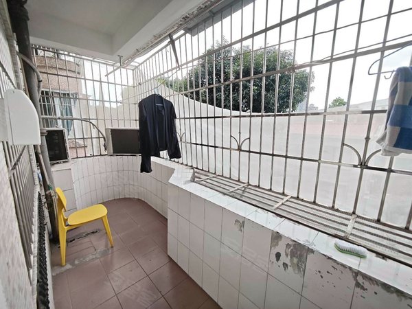 如意花园小区房出租,近洛溪地铁站.交通便利环境优美