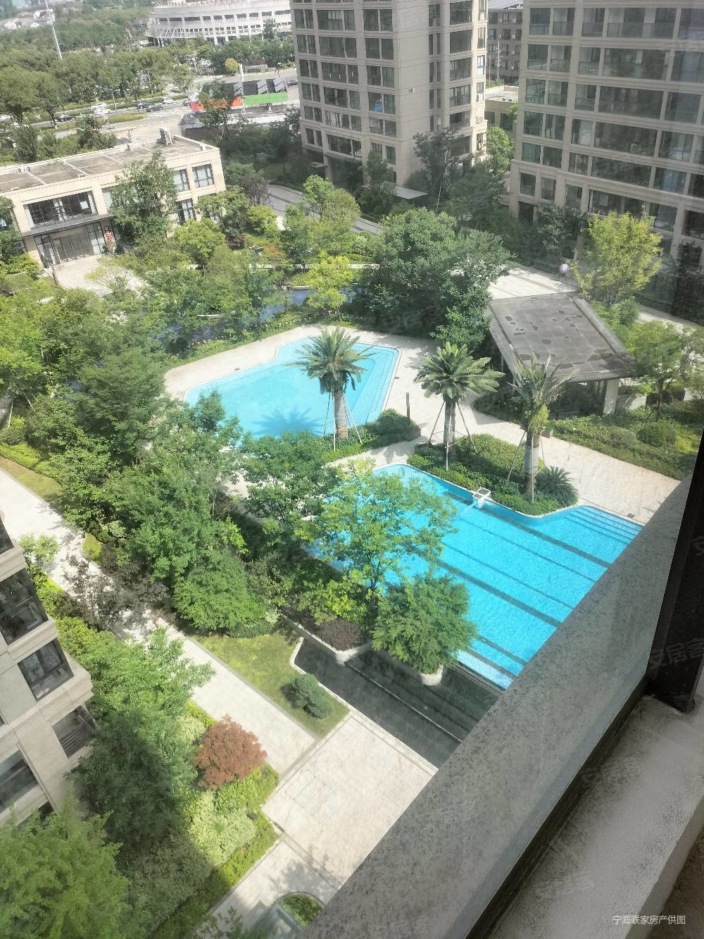 急卖得力海湖府灿头4室2厅2卫13984平方270万三阳台