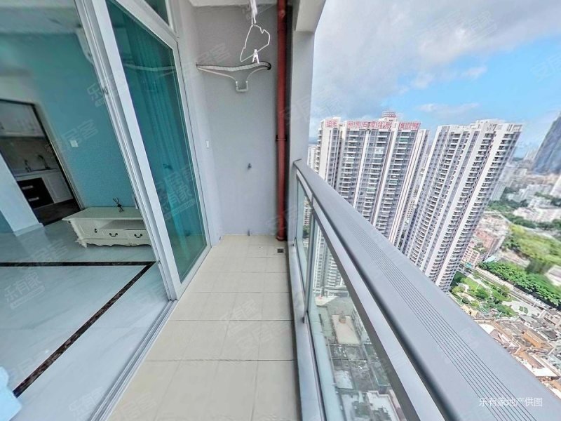 新天石厦花园1室1厅1卫62㎡南北468万